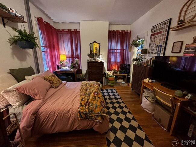 Photo - 16 Davis Ave Unit 16 Davis Ave