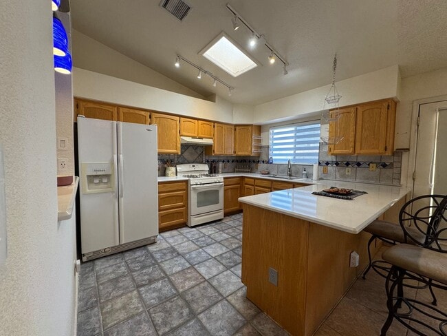 Photo - 2660 Ridge Crest St