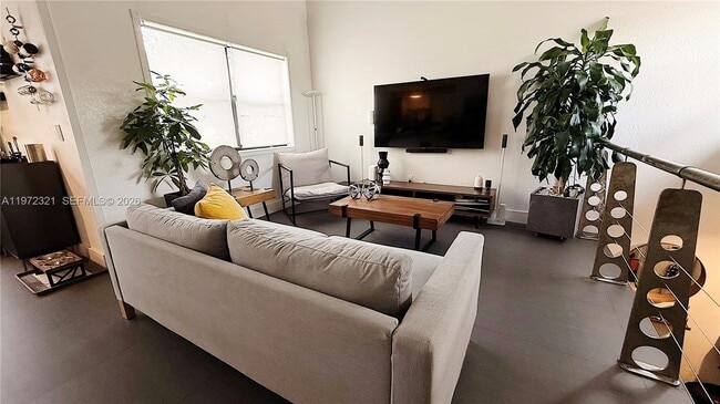 Photo - 10231 Fontainebleau Blvd