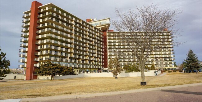Fantastic 2 Bed, 2 Bath Condo - Fantastic 2 Bed, 2 Bath Condo