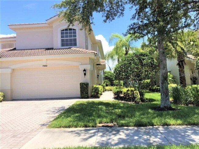 Building Photo - 7002 Prosperity Cir Unit 701