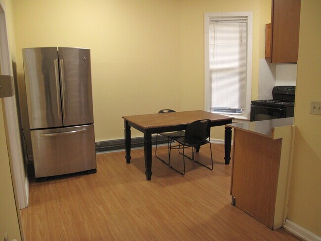 Photo - 222-226 Eddy St