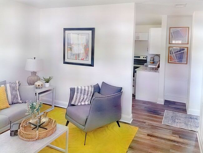 Building Photo - "Experience Urban Living at its Finest at ... Rental