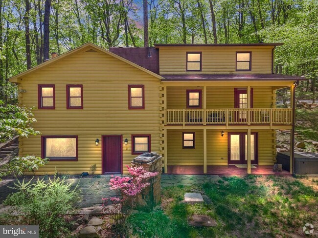 Building Photo - 1850 Ridge Rd Rental