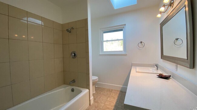 Photo - 3005 Blucher Valley Rd