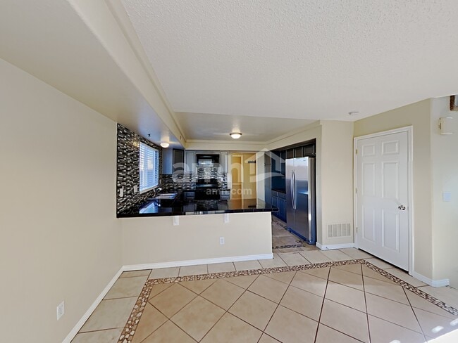 21499 E 41st Pl