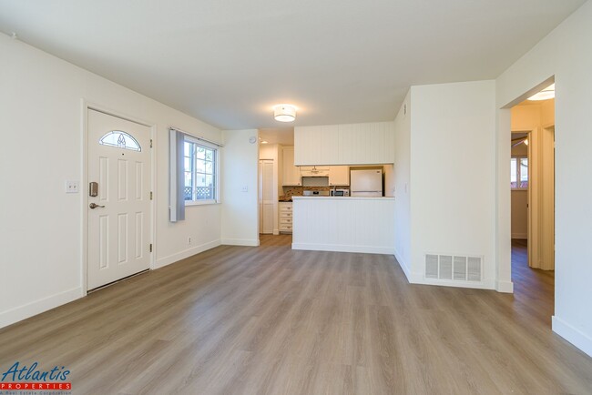 5663 Calmor Ave Unit 01