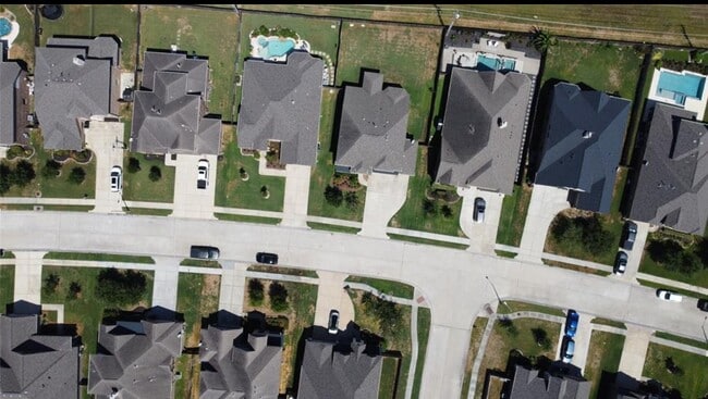 Photo - 1327 Graham Trace Ln