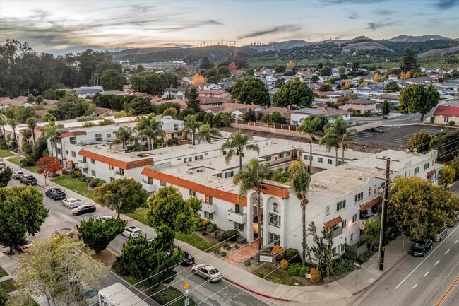 Photo - Shorehaven Townhomes