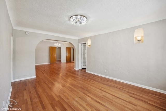 Photo - 8225 W 30th St