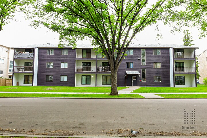 Photo - NAITside Court I