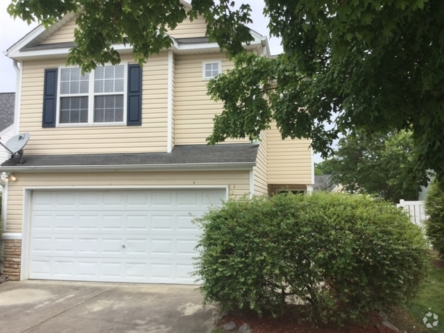 Building Photo - 4271 Lake Woodard Dr Rental