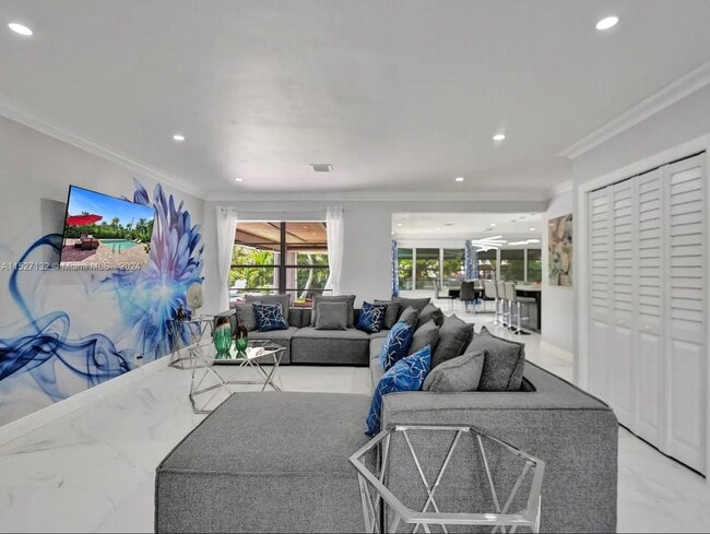 Photo - 1342 Tyler St