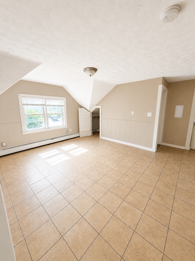 Photo - 406 Admiral St