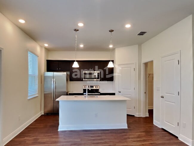 Photo - 27305 St Andrews Ave
