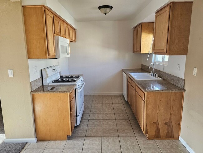 Photo - 414 21st St Unit C