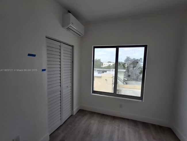 Photo - 539 SW 7th Ct Unit 721