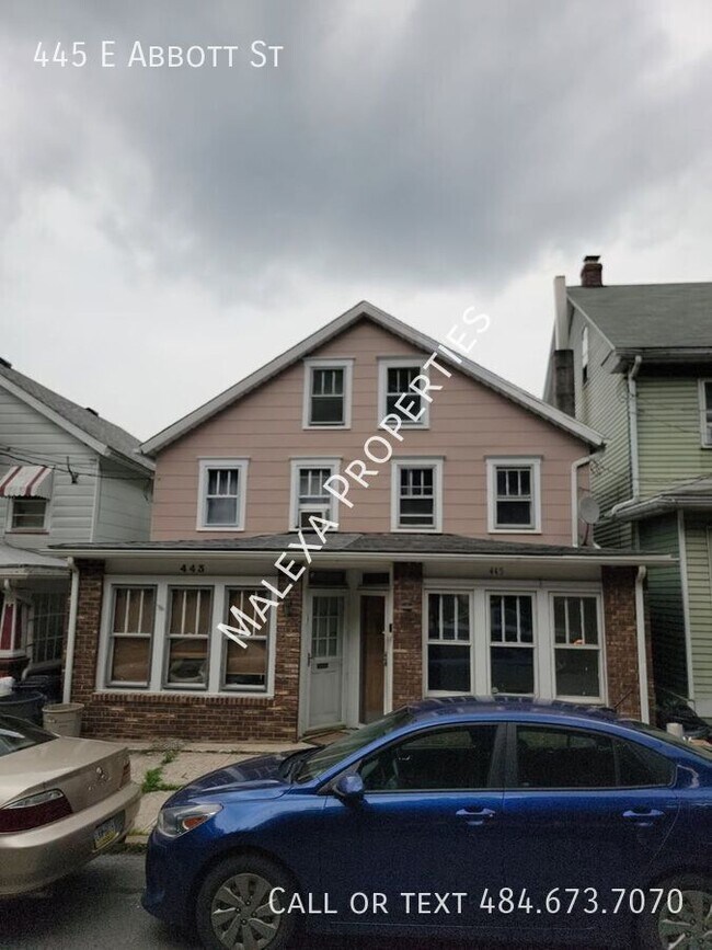 Photo - 445 E Abbott St