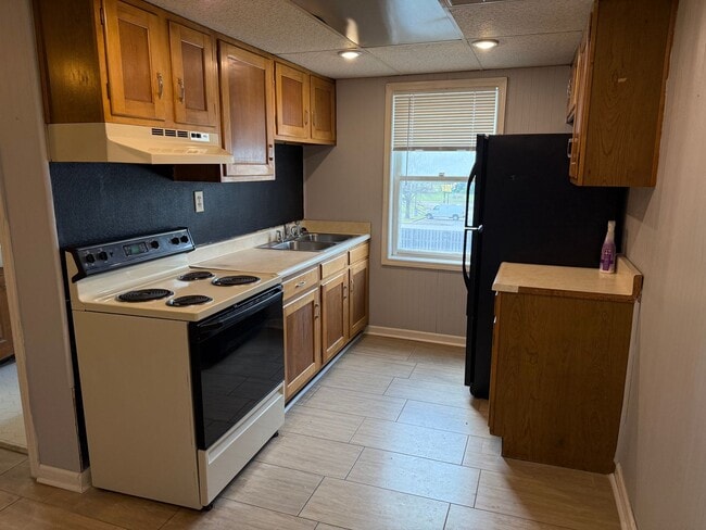 Photo - 318 W Market St Unit 318 W Market Street #4