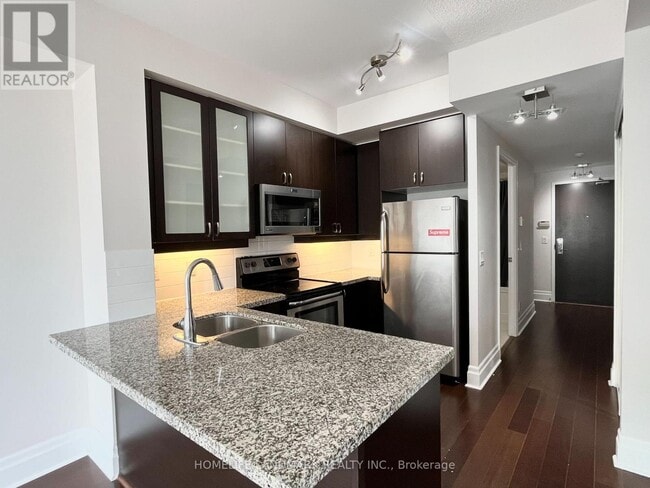 Photo - 111 Upper Duke Crescent Unit 905