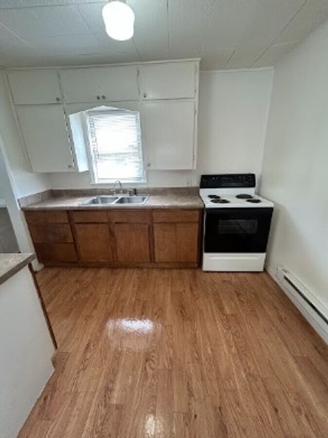 Photo - Redmond Duplex Unit Redmond Property- UP
