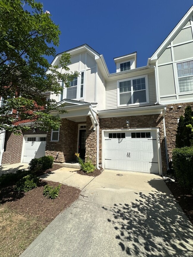 Building Photo - 4222 Vallonia Dr Rental
