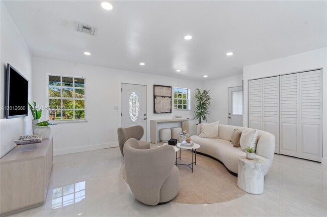 Photo - 1360 SW 6th Terrace