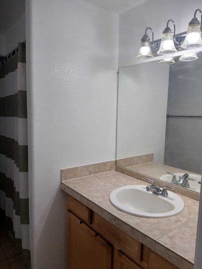 Photo - 1833 N Williams St Unit 303