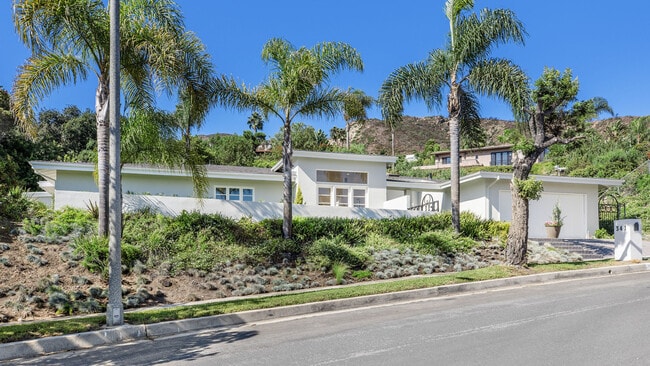 Photo - 341 Surfview Dr