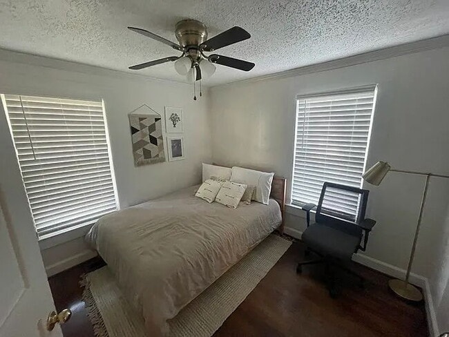 Photo - 108 Brookdale Ave