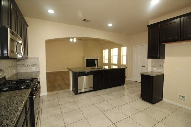 Photo - 24306 Piazza Dr