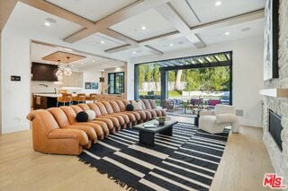 Photo - 5124 Calvin Ave