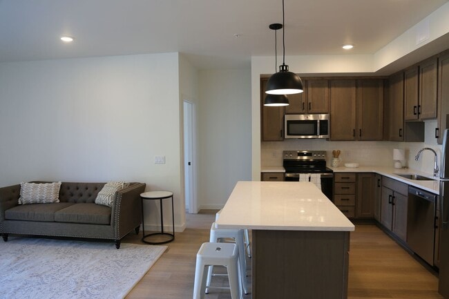 Photo - Boatworks Flats