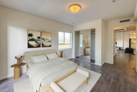 Photo - 4980 S Centinela Ave