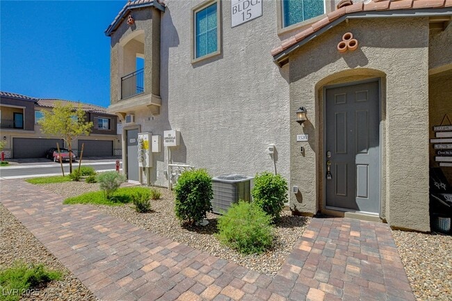 Photo - 206 Callen Falls Ave