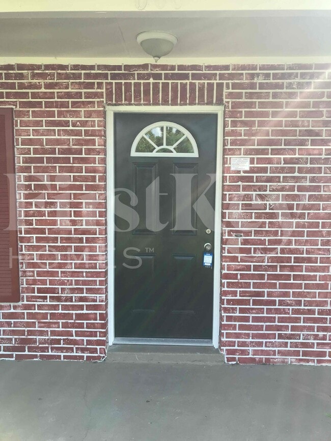 Photo - 660 Flagler Dr