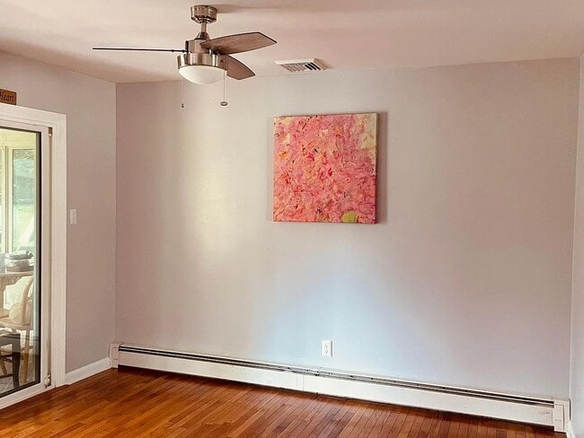 Photo - 530 E Garfield Ave
