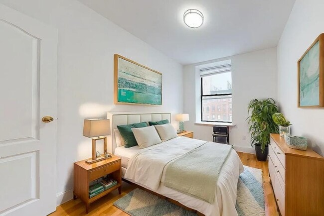 Photo - West 116th Street Unit 5B