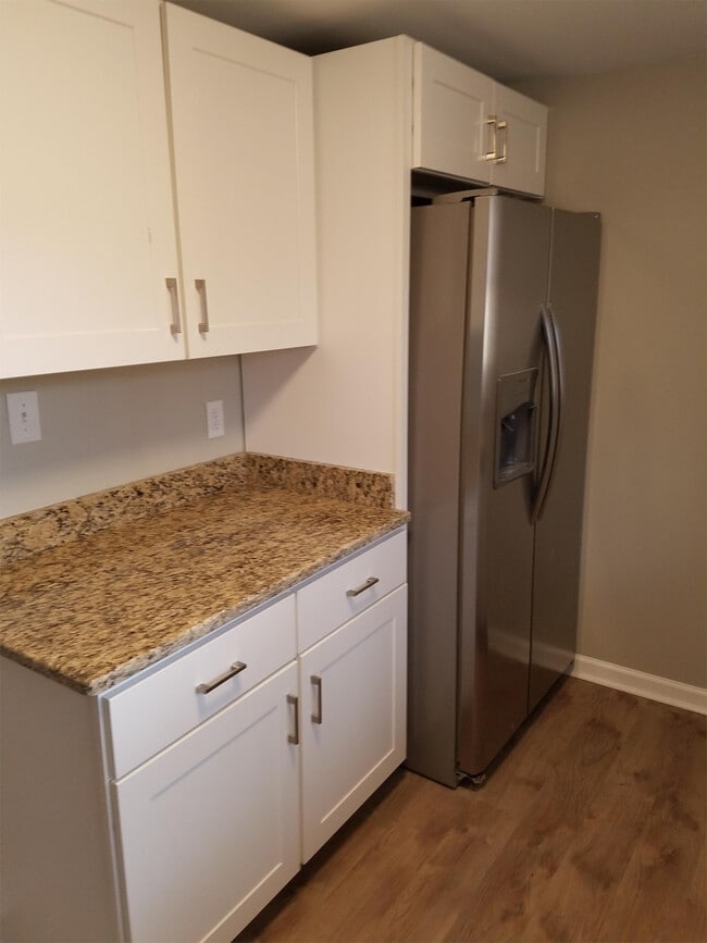 85 Aurora Vis Dr