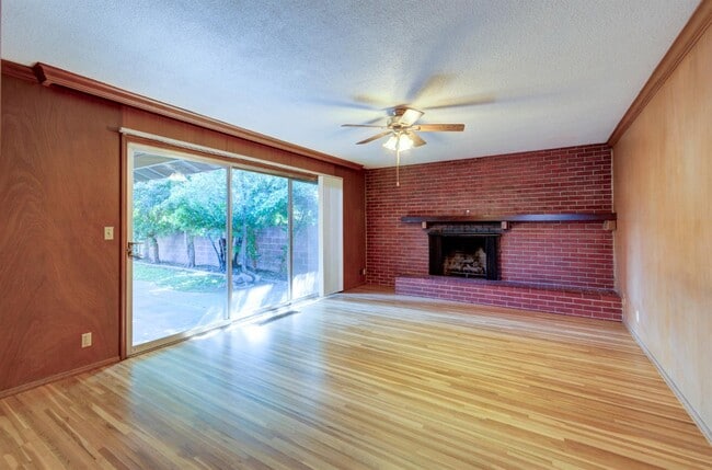 Photo - 123 W McKinley Ave