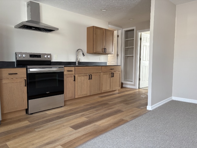 Photo - 10 W Park St Unit E