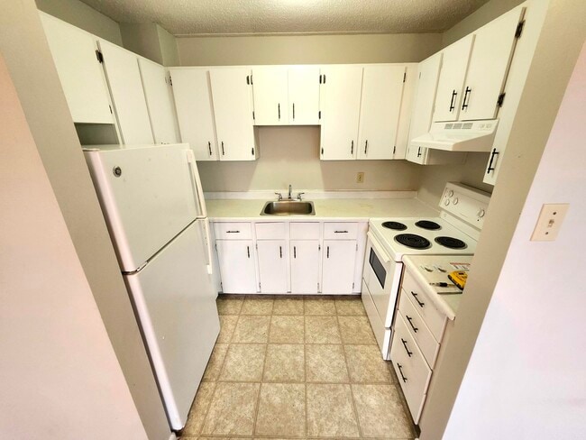 Building Photo - 155 Mystery Lake Dr Unit 703