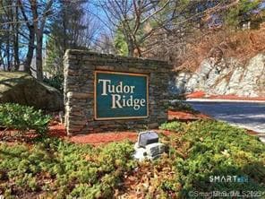 Building Photo - 125 Warner Hill Rd Unit 103