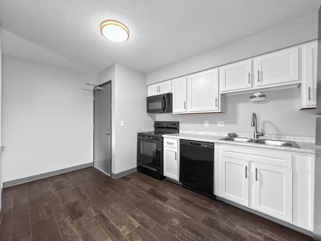 Renovated Kitchen - Eastwood on Grand