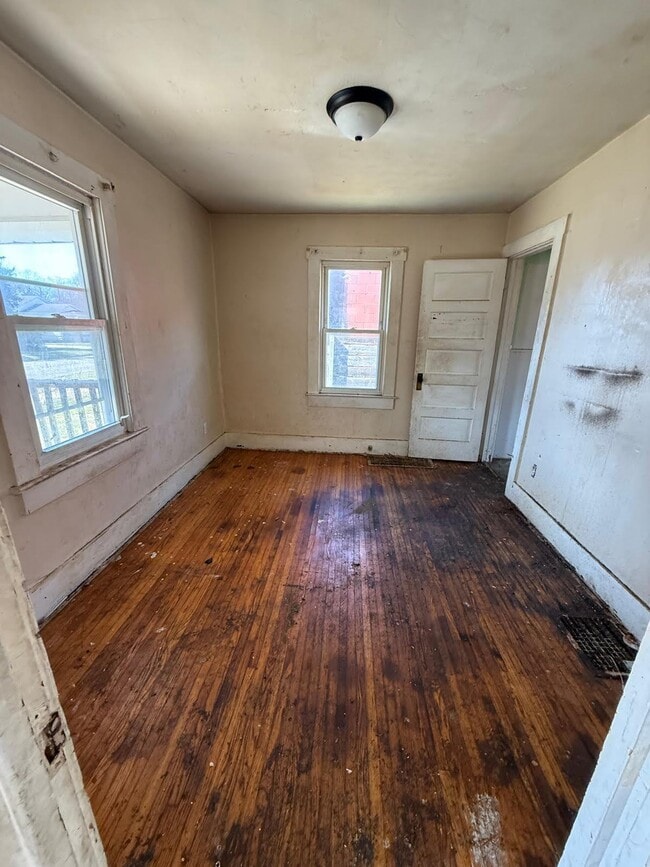 Photo - 1236 E Clay St