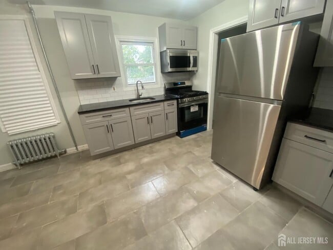 Photo - 148 Jones Ave