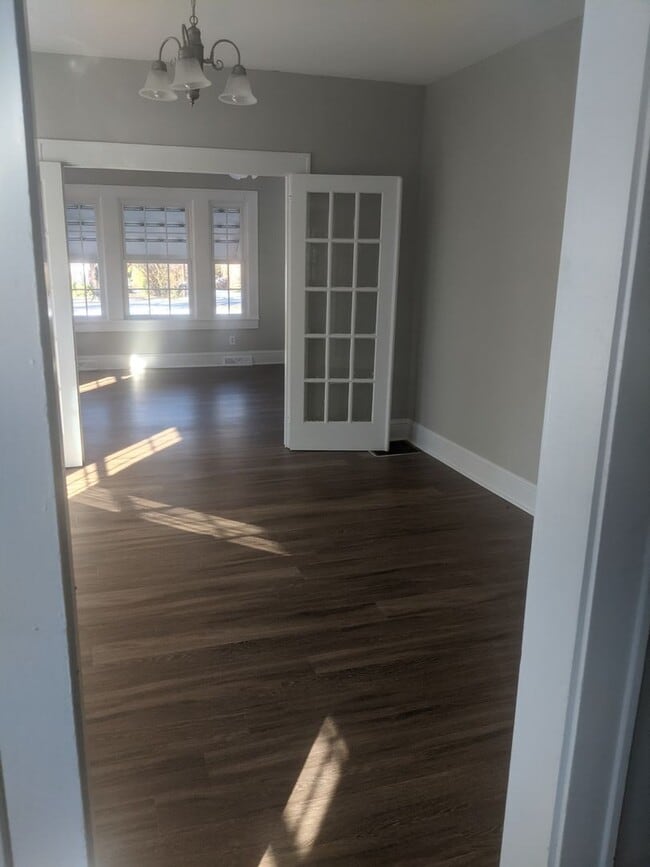 Photo - 3 bedroom, 1 bath house in Burlington