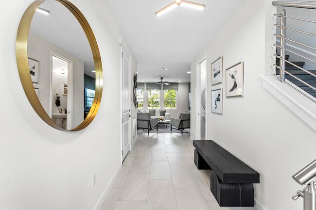 Photo - 16171 Oakview Dr