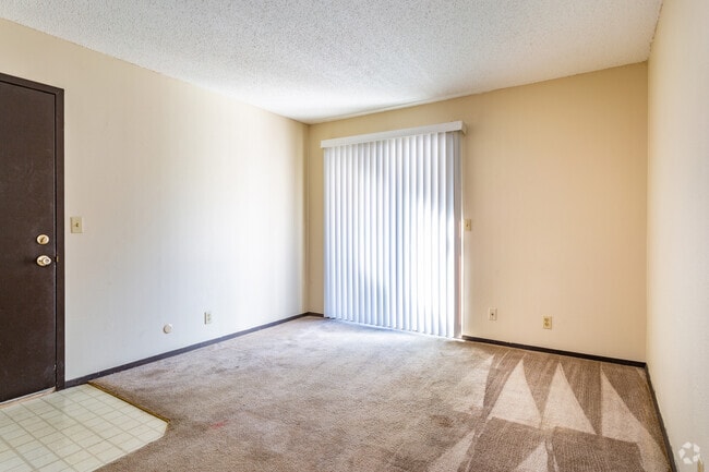 1BR, 1BA - 590SF - Stoneybrook Apartments