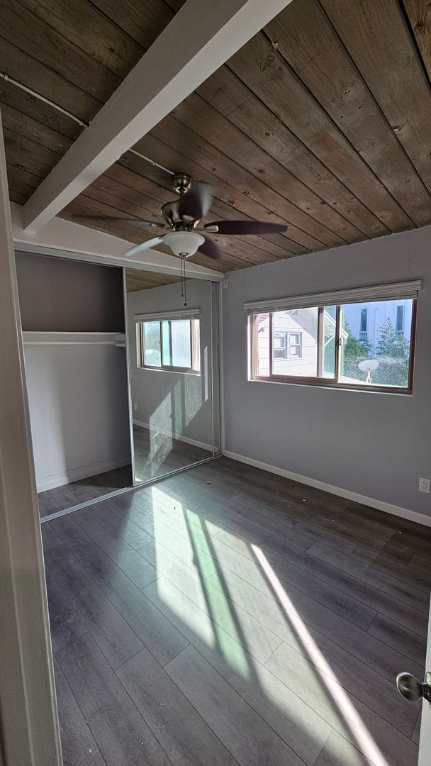 Redwood Terrace Apartments